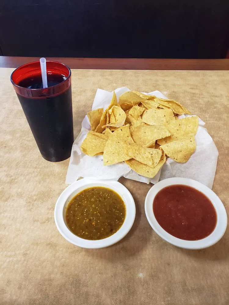 Chips & Hot Sauce